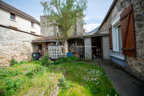 Maison de ville avec jardin et garage