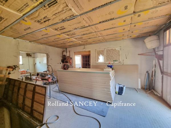 Immeuble en monopropriété à vendre à RECHESY (90)