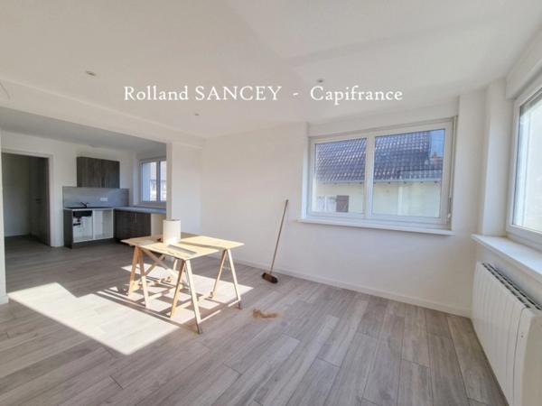 Immeuble en monopropriété à vendre à RECHESY (90)