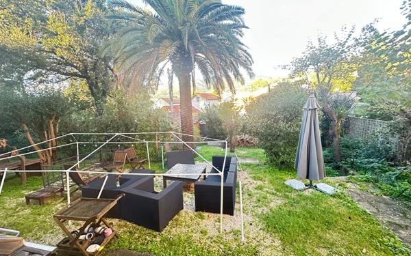 Maison à vendre    6 pièces •  Toulon