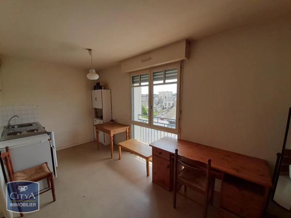 Appartement à louer 1 pièce 21.94m² Laval (53000)