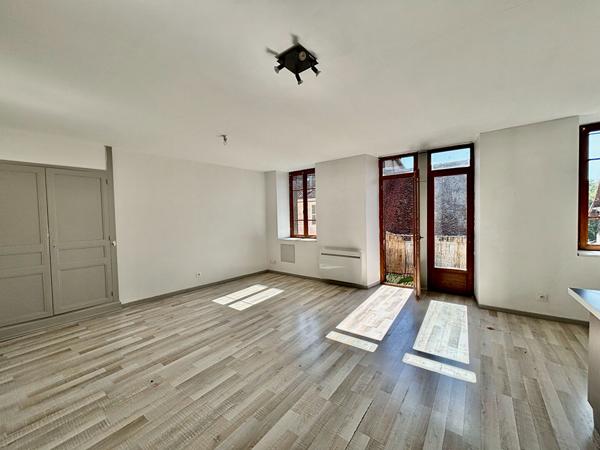 Appartement traversant, T3, à Le Pont de Beauvoisin Savoie, Une Opportunité à Saisir