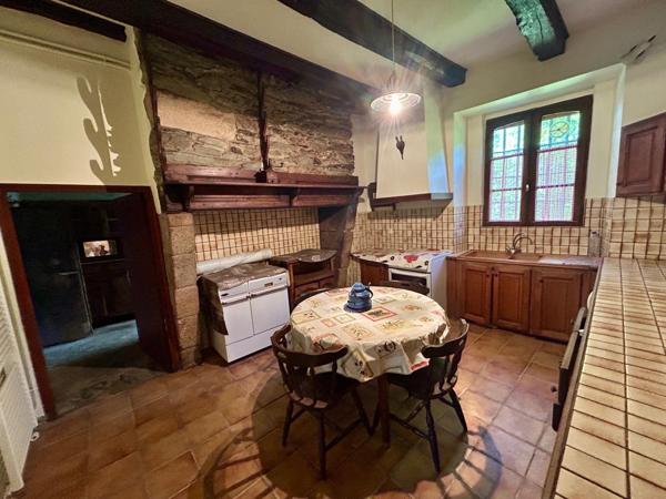 Maison 8 pièces 5 chambres jardin garage