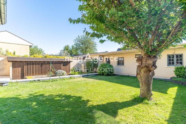 Maison à LES CLAYES-SOUS-BOIS, 78340 - 6 pièces 145m²