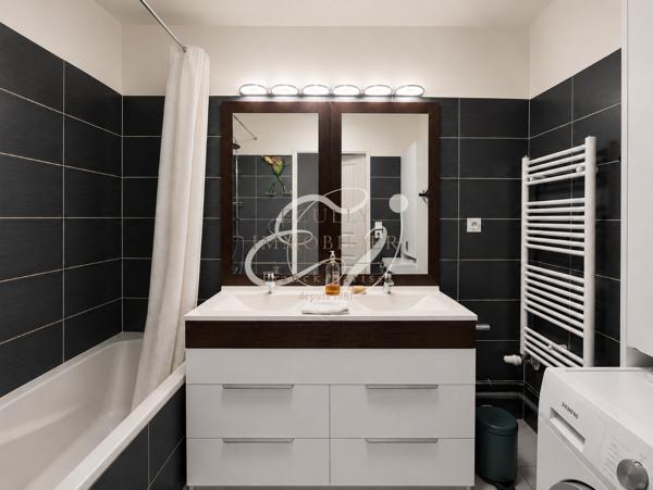 Appartement d'exception de 128 m² dernier étage – 3 chambres dont suite parentale, terrasse, balcon, double ga