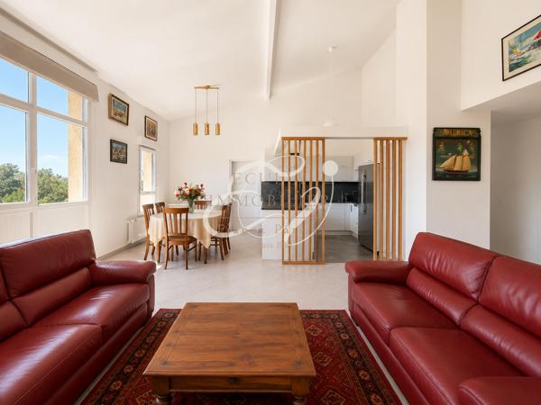 Appartement d'exception de 128 m² dernier étage – 3 chambres dont suite parentale, terrasse, balcon, double ga