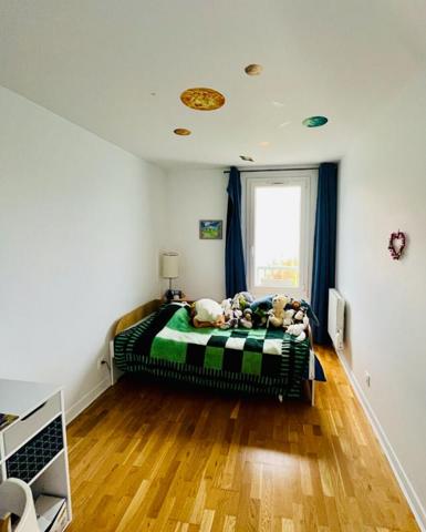 Maison  6 pièce(s) 144 m2 environ