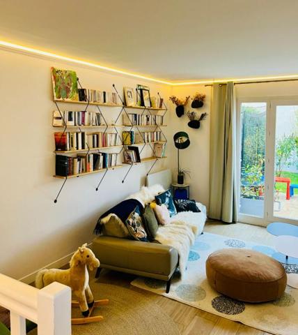 Maison  6 pièce(s) 144 m2 environ