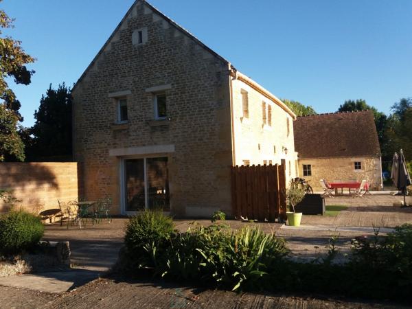 Maison de caractère, au calme, à deux pas de Saint-Pierre-sur-Dives