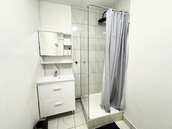 SAINT-MARC - Appartement en colocation - 92m²