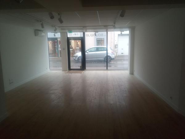 Local commercial Challans 75.41 m²