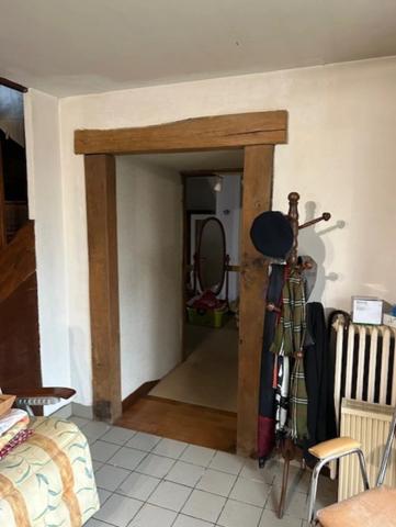 ENSEMBLE IMMOBILIER CENTRE BOURG, POSSIBILITÉS DE 3 LOGEMENTS !!