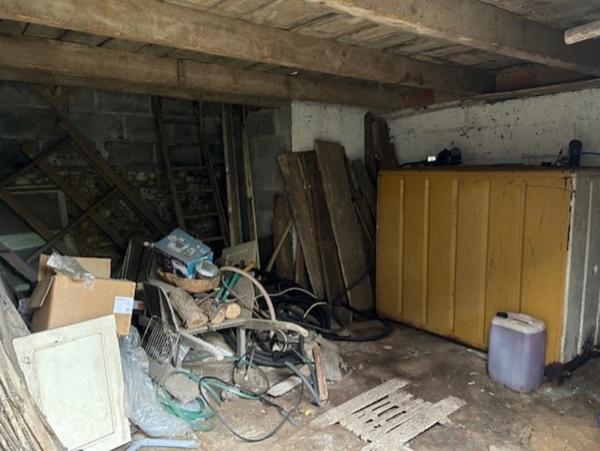 ENSEMBLE IMMOBILIER CENTRE BOURG, POSSIBILITÉS DE 3 LOGEMENTS !!