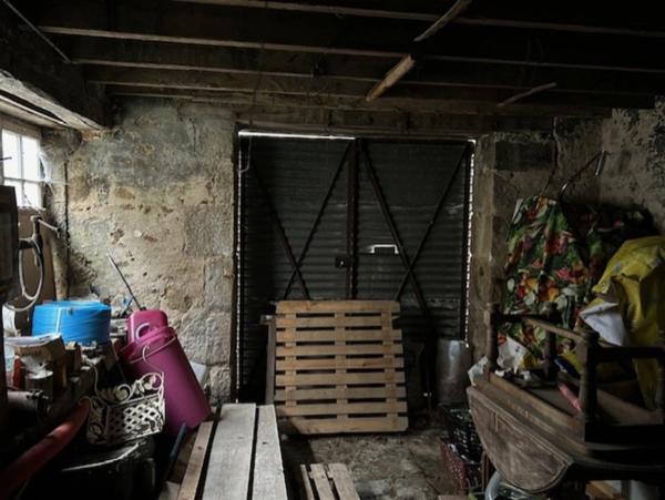 ENSEMBLE IMMOBILIER CENTRE BOURG, POSSIBILITÉS DE 3 LOGEMENTS !!