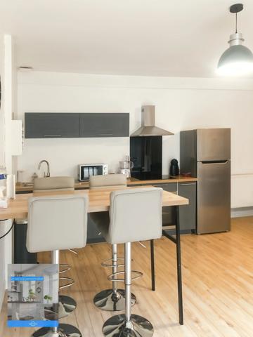 Dpt  (), à vendre  immeuble de rapport ou pour habitation principale, situé en centre ville de Flers de l'Orne