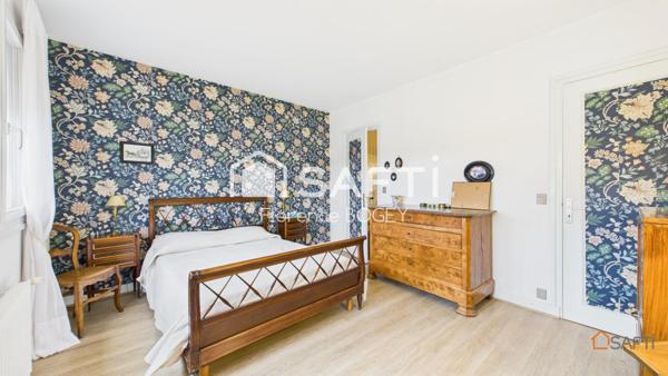 Rare sur le secteur : une maison de caractère rénovée, lumineuse et prête à vous accueillir !