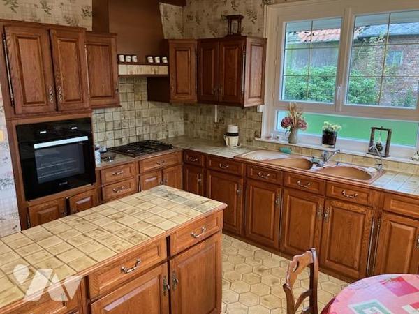 ENTRE AVESNES LE COMTE ET DOULLENS