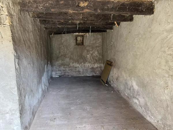 Vente                                                      Ferme
                        
                     5 pièces                      90 m2                     à Seillonnaz