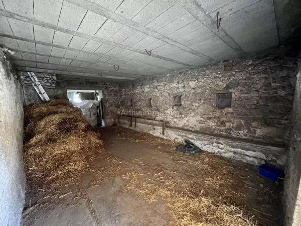 Vente                                                      Ferme
                        
                     5 pièces                      90 m2                     à Seillonnaz