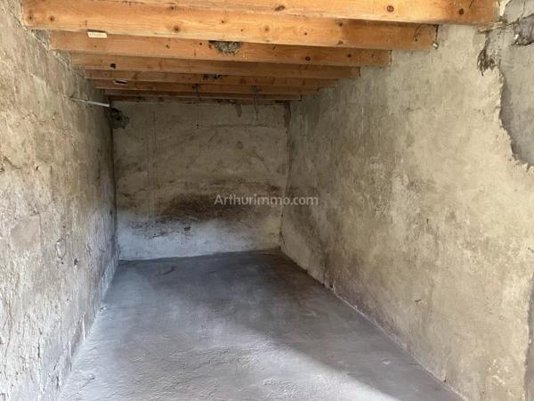 Vente                                                      Ferme
                        
                     5 pièces                      90 m2                     à Seillonnaz