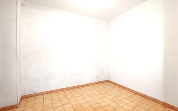 Appartement à vendre    2 pièces • 44 m2 Nice