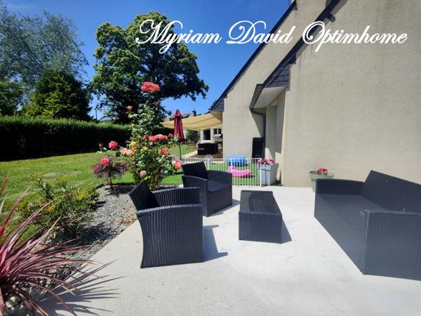 ✨ Élégante maison rénovée avec piscine et grand garage à Rostrenen