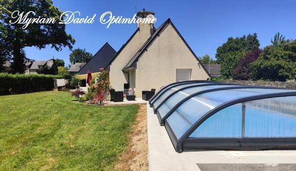 ✨ Élégante maison rénovée avec piscine et grand garage à Rostrenen