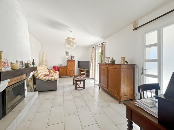 Maison Plain Pied avec piscine.