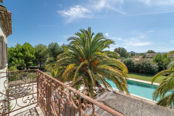 Saint-Rémy-de-Provence – Bastide de 300 m² avec 7 chambres, piscine et 3 350 m² de terrain