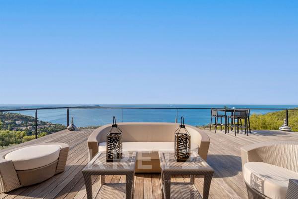 Villa contemporaine avec vue mer panoramique — La Californie, Carqueiranne