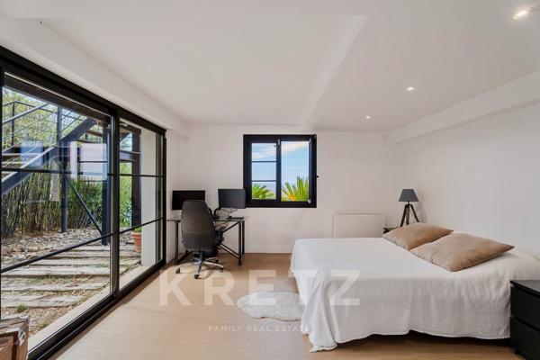 Villa contemporaine avec vue mer panoramique — La Californie, Carqueiranne