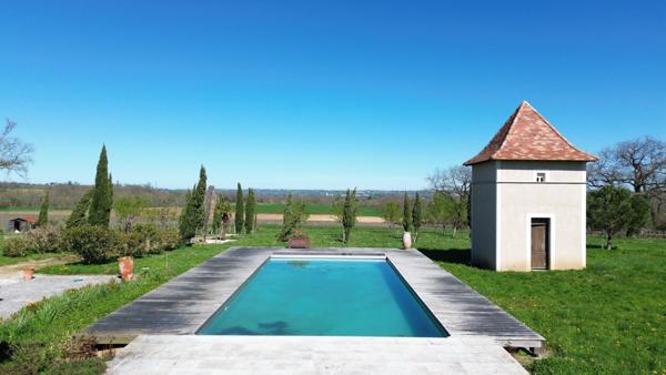Domaine d’Exception de 29 Hectares aux Portes de Condom avec maison rénovée, piscine, vignoble