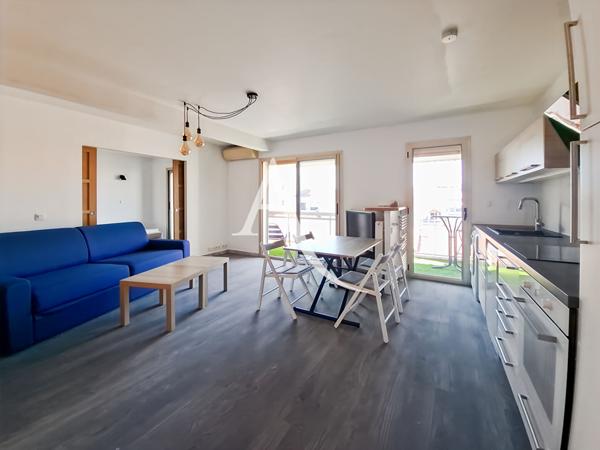 CANNES Banane 2 Pièces avec Terrasse