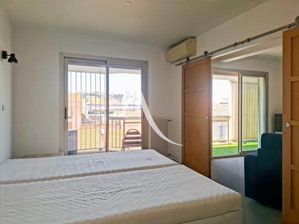 CANNES Banane 2 Pièces avec Terrasse