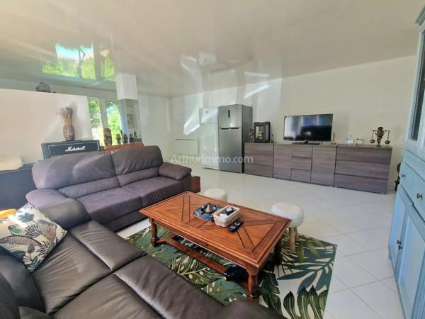 Vente                                                      Maison
                        
                     6 pièces                      189 m2                     à Draguignan