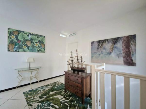 Vente                                                      Maison
                        
                     6 pièces                      189 m2                     à Draguignan