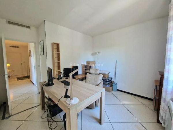 Vente                                                      Maison
                        
                     6 pièces                      189 m2                     à Draguignan