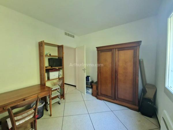 Vente                                                      Maison
                        
                     6 pièces                      189 m2                     à Draguignan