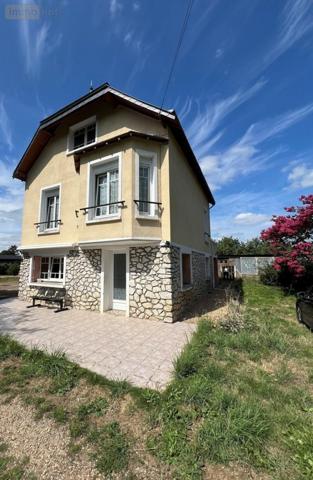 Maison à vendre à Saint-Martin-de-la-Place dans le Maine-et-Loire (49160), ref : 49107-1122