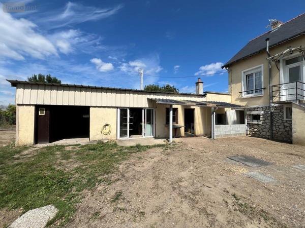 Maison à vendre à Saint-Martin-de-la-Place dans le Maine-et-Loire (49160), ref : 49107-1122