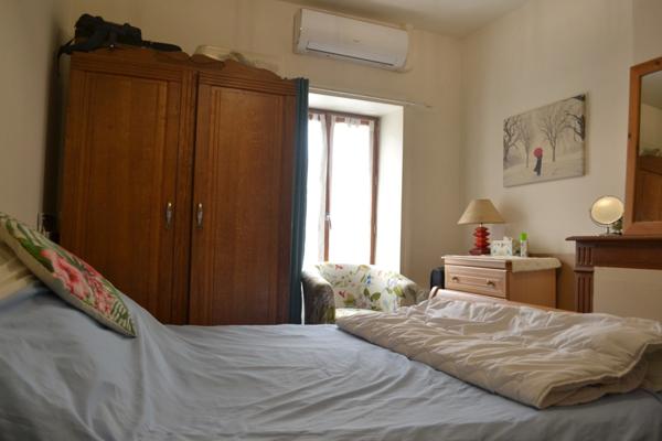 Maison de ville 79 metre carre avec jardin 89500€ LE DORAT (87)