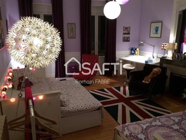 Maison de Maitre « cœur de ville » avec cinq chambres, terrain intimiste et grand garage idéal Colocation