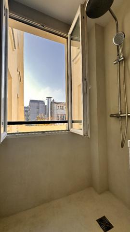 A VENDRE SUPERBE 2P DE 41M2 SANS TRAVAUX RÉNOV. ARCHI. GONCOURT CANAL PARIS 10E