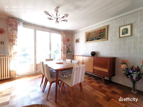 Maison 5 pièces - 276 m² Exclusivité efficity