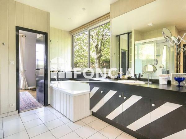 À vendre Appartement 5 pièces 165 m² - Vaulnaveys-le-haut 38410