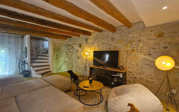 Maison à vendre    4 pièces •  Pujaut