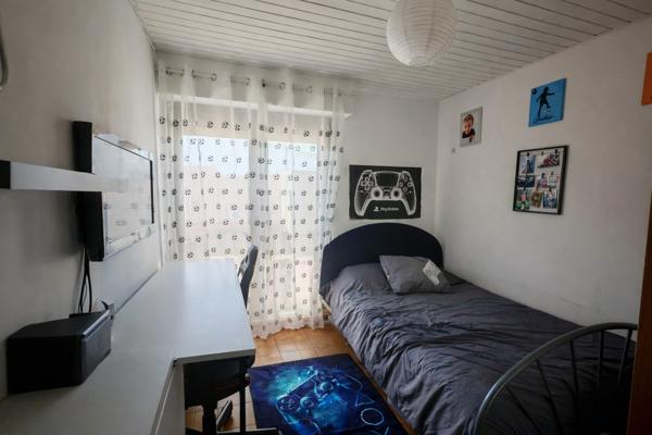 A vendre appartement T4 loué