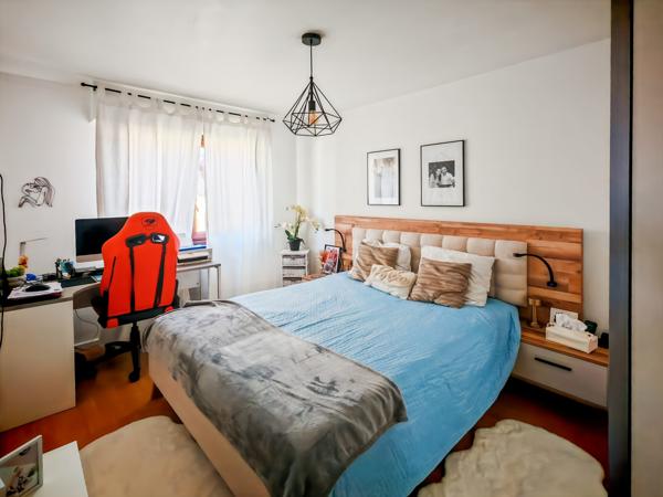 A vendre appartement T4 loué