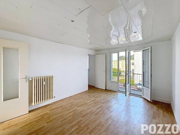 À vendre Saint-Lô, proche du centre-ville, appartement T2 avec garage SAINT-LO