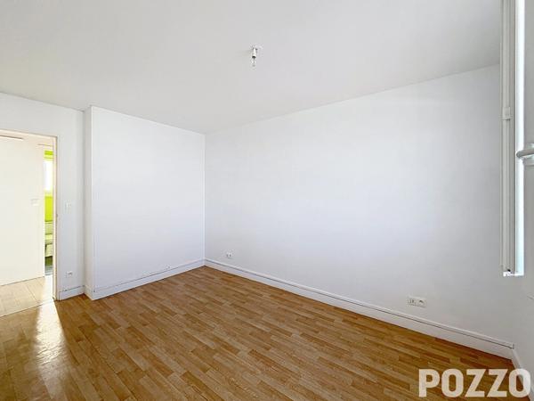 À vendre Saint-Lô, proche du centre-ville, appartement T2 avec garage SAINT-LO